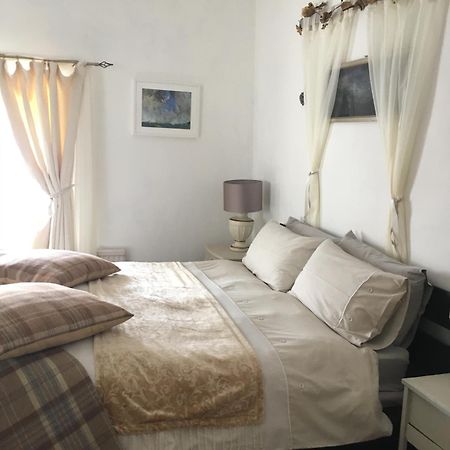 One Castle Street Bed And Breakfast Bakewell Exterior photo